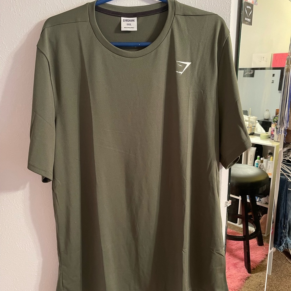 Men’s workout shirt